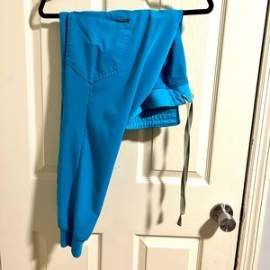 Womens Fig Scrubs. Teal Zamora jogger pant. Size L